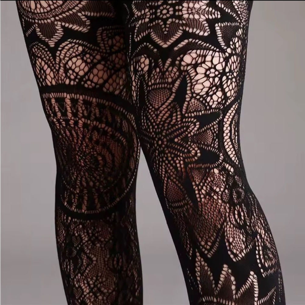 Clearance! BLACK LACE NYLONS MANDALA BOHO GOTH SEXY PATTERNED STOCKINGS TIGHTS - Picture 4 of 9